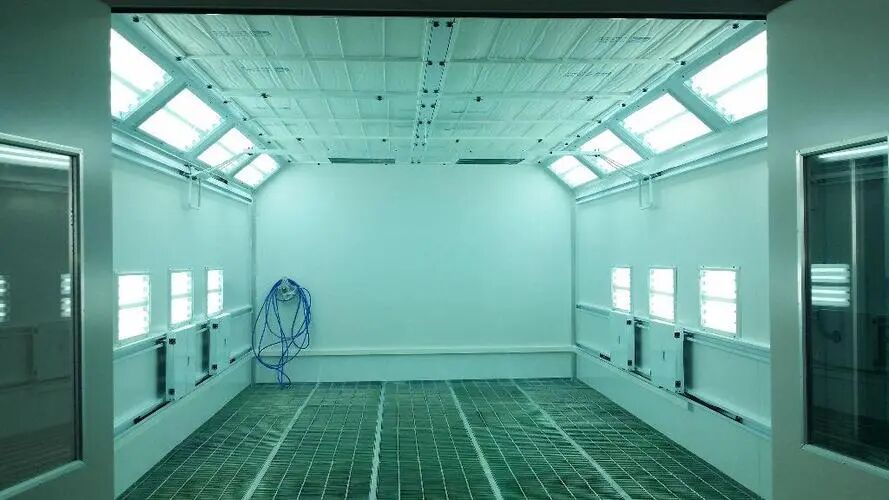 Joystick Control System Bus Spray Booth Offering Reach Up To 25 Feet Ideal for Coating of Large Buses and Heavy Vehicles